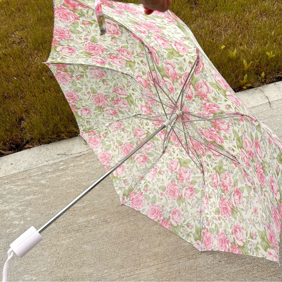 Pink Rose Floral Umbrella And Matching Tote - Picture 5 of 10